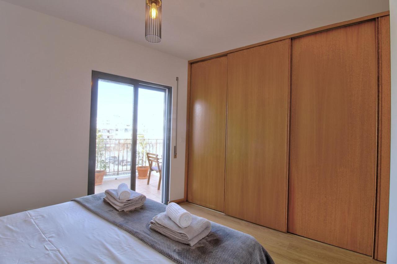 Spacious Terrace, Swimming Pool, Private Parking Olhão Buitenkant foto