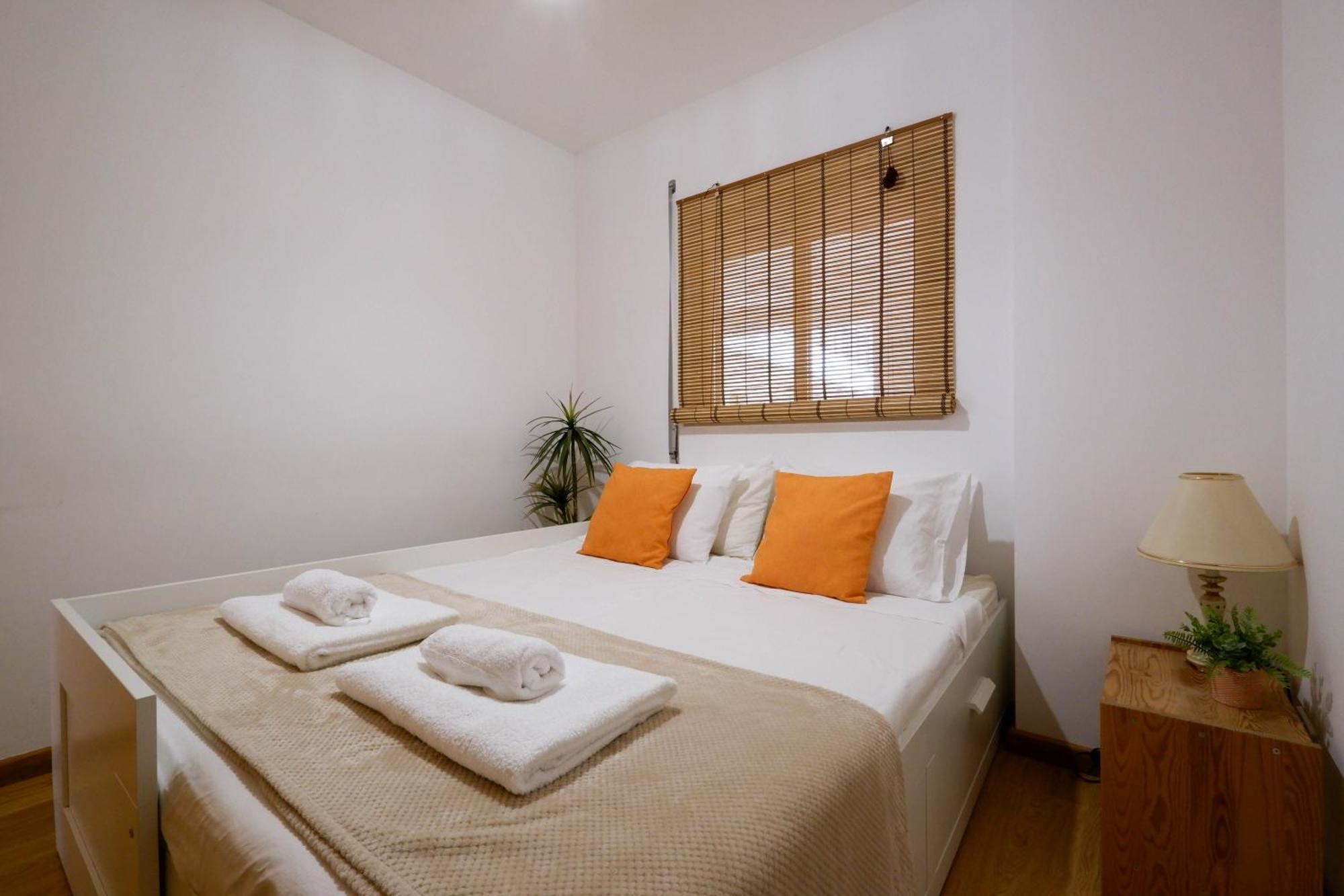 Spacious Terrace, Swimming Pool, Private Parking Olhão Buitenkant foto